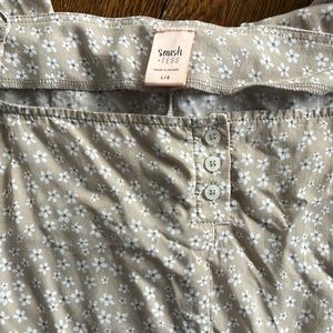 Smash Tess romper. Cotton daisy print